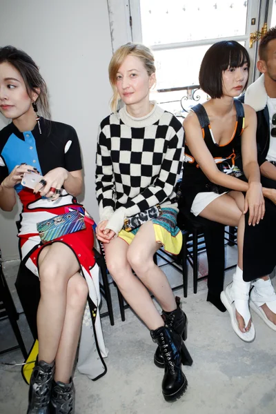 Look 2